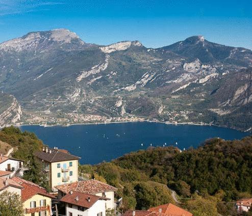 Hotel Rosalpina Riva del Garda Cameră foto